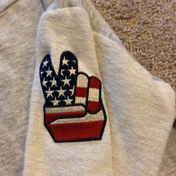 Forever 21 sweatshirt - Picture 6 of 7